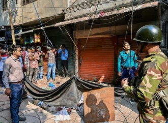 Mindestens neun Tote und hunderte Verletzte bei Erdbeben in Bangladesch