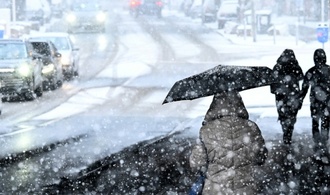 Frost und Eisregen: Wetterdienst warnt vor glatten Straßen