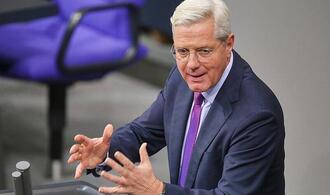 Röttgen: Europa muss Ukraine ohne US-Unterstützung helfen