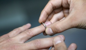 Urteil: Polen muss in Deutschland geschlossene gleichgeschlechtliche Ehe anerkennen