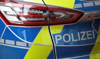 Berlin-Lichtenberg: Transfrau in Straßenbahn geschlagen und beleidigt