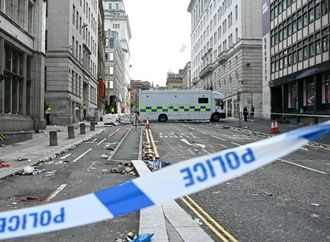 Autofahrer raste in Fußballfans in Liverpool: Prozessauftakt