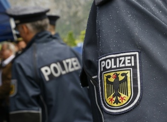 Sprachzertifikate trotz fehlender Kenntnisse - Razzia in Baden-Württemberg und Hessen