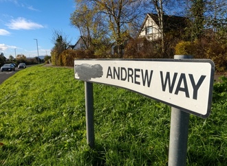 Stadt in Nordirland benennt nach Ex-Prinz Andrew benannte Straße um