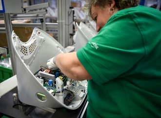 Rossmann und Vorwerk treten wegen AfD-Debatte aus Familienunternehmerverband aus