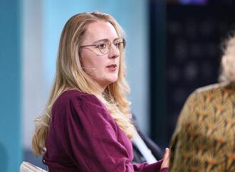 Dröge gegen verpflichtendes Gesellschaftsjahr