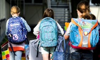 Umfrage: Schulleitungen haben zu wenig Zeit für Leitungsaufgaben