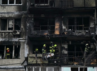 Verhandlungsteam der Ukraine auf dem Weg in die USA - erneute Angriffswelle auf Kiew