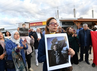 Aktivistin bei Protesten gegen Freiheitbeschränkungen in Tunesien festgenommen
