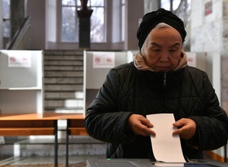 Vorgezogene Parlamentswahl in Kirgistan - Präsident Schaparow will Macht festigen