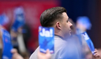 AfD-Jugend begleitet von massiven Protesten gegründet - Rechtsaußenpolitiker Hohm als Chef