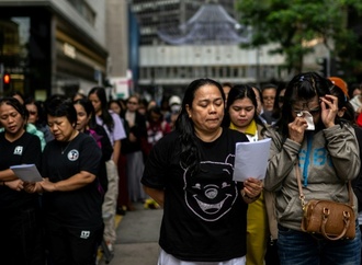 Hongkong trauert und betet für die 146 Opfer der Brandkatastrophe