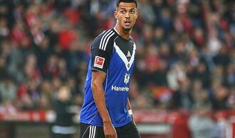 1. Bundesliga: HSV gewinnt in Unterzahl gegen Stuttgart