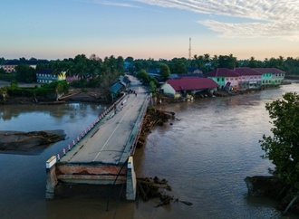 Mehr als 1160 Tote bei Überschwemmungen und Erdrutschen in Asien