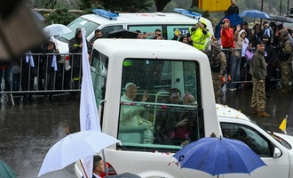 Papst Leo XIV. betet im Libanon für Frieden im Nahen Osten