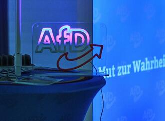 Mehrheit der Ostdeutschen für Kontakte zwischen Wirtschaft und AfD