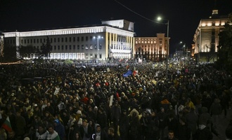 Zehntausende demonstrieren in Bulgarien gegen Korruption