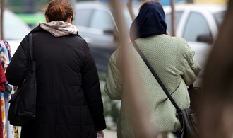 Kopftuch bei Verhandlung: Einstellung von Richterin darf abgelehnt werden