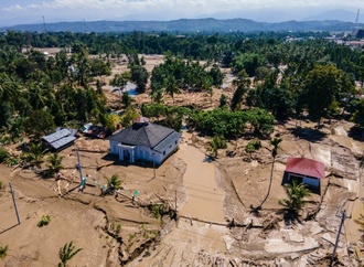 Wettlauf gegen die Zeit bei Versorgung von Flutopfern in Südasien