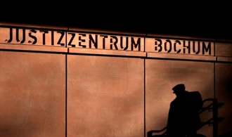 Missbrauchsprozess gegen früheren Kommunalpolitiker: Mildere Haftstrafe in Bochum