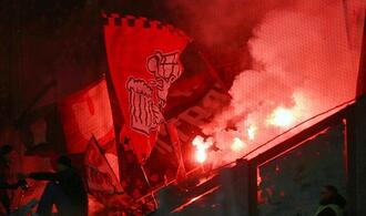 Reul verteidigt Pläne für verschärfte Maßnahmen in Stadien