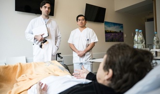 Anstieg der Beiträge: Krankenkassen fordern milliardenschweres Sparpaket