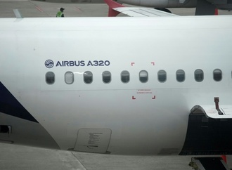 Airbus setzt nach Problemen mit Bauteilen Lieferziele für 2025 herab