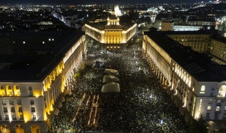 Regierung in Bulgarien zieht nach Protesten Haushaltsentwurf für 2026 zurück