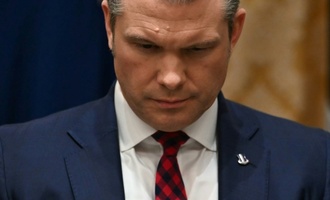 US-Medien: Hegseth durch Untersuchung zu Chat-Affäre belastet