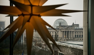 Bundestag verabschiedet Steuererleichterungen für Bürger und Gastronomie