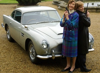 Nicht individuell genug: James-Bond-Figur Miss Moneypenny bekommt keinen Schutz