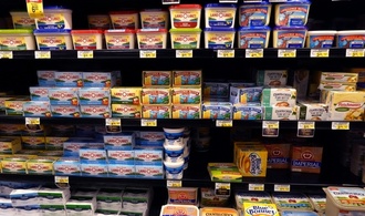 Trio stiehlt in Potsdam fast 60 Packungen Butter