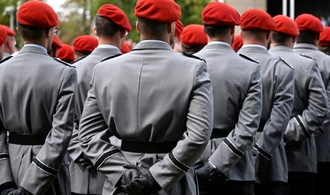 Bundestag stimmt über neuen Wehrdienst ab