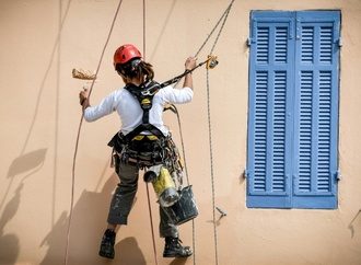 Reparaturen in Zeiten von Handwerkermangel: BGH prüft Pflicht für mehrere Angebote