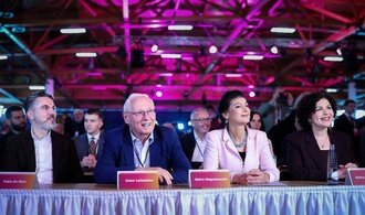 BSW wählt bei Parteitag in Magdeburg neue Spitze: De Masi folgt auf Wagenknecht