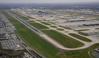 Kofferraub am Flughafen London-Heathrow: Mehr als 20 Verletzte und Verkehrschaos