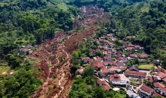 ''Es fehlt an allem'': Große Not in Hochwassergebieten in Indonesien