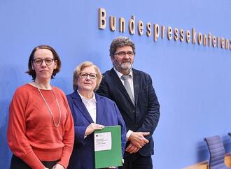 DIMR hält Hausdurchsuchungen wegen Hass im Netz für legitim