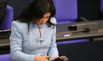 Reiche will frühere Unternehmensteuersenkung