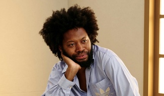 ''Emily in Paris''-Schauspieler nach drei Wochen aus Haft in Japan entlassen