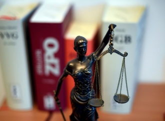 Erschleichung von Aufenthaltstiteln: Kabinett geht gegen Schein-Vaterschaften vor