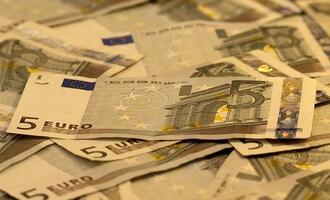 Deutsche spenden wieder mehr für gute Zwecke