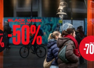 Umfrage: Jedes dritte Kleidungsstück in deutschen Schränken wird kaum getragen