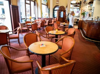 Dienstleistungen treiben Verbraucherpreise - Inflation im November bei 2,3 Prozent