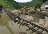 Bei Überschwemmungen zerstörte Ahrtalbahn wiedereröffnet