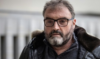 Frankreich: Lebenslange Haft für mutmaßlichen Patientenvergifter gefordert