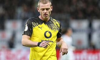 1. Bundesliga: Freiburg spielt unentschieden gegen zehn Dortmunder