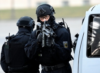 Durchsuchung wegen möglicher Anschlagspläne in Karlsruhe - Verdächtiger auf freiem Fuß