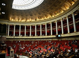 Frankreichs Nationalversammlung verabschiedet Aussetzung der Rentenreform