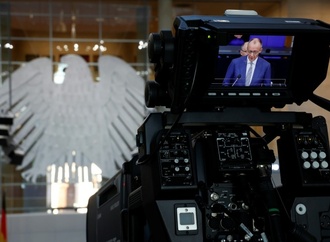 Merz: Regierung prüft Möglichkeit von Gegenangriffen bei Cyberattacken